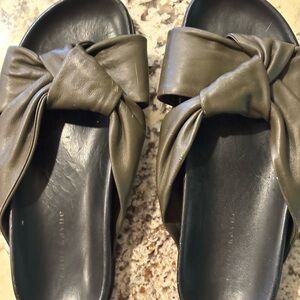 Jenni Kayne Green Sandals Elegant Design